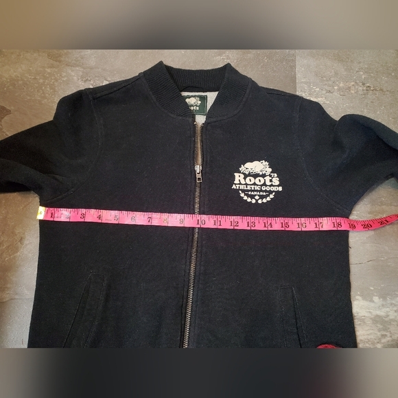 Roots Bomber Jacket. Black, A Bit Dewashed. Bit Of White. Fitted. M. Varsity. - Picture 11 of 13